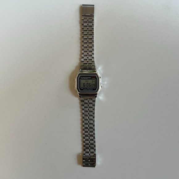 Y2K 2000s vintage retro silver waterproof stainless steel digital watch - Picture 6 of 7